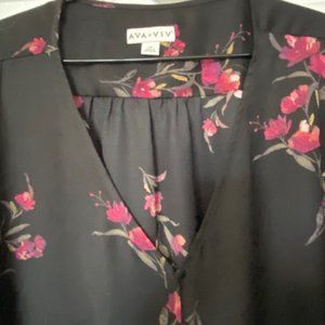 Ava and Viv silky black floral blouse- never worn- size 4x